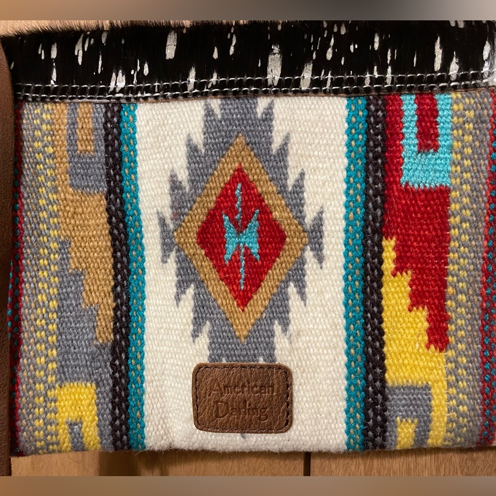 American darling saddle blanket with hair on hide crossbody purse - Picture 6 of 10
